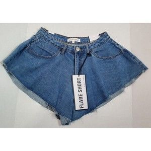 Almost Famous Juniors Size 7 Denim Jean Flare Shorts Five Pocket Raw Hem New!